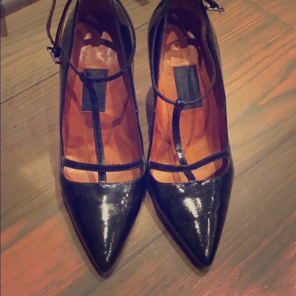 LEVIN Patten leather Shoes
